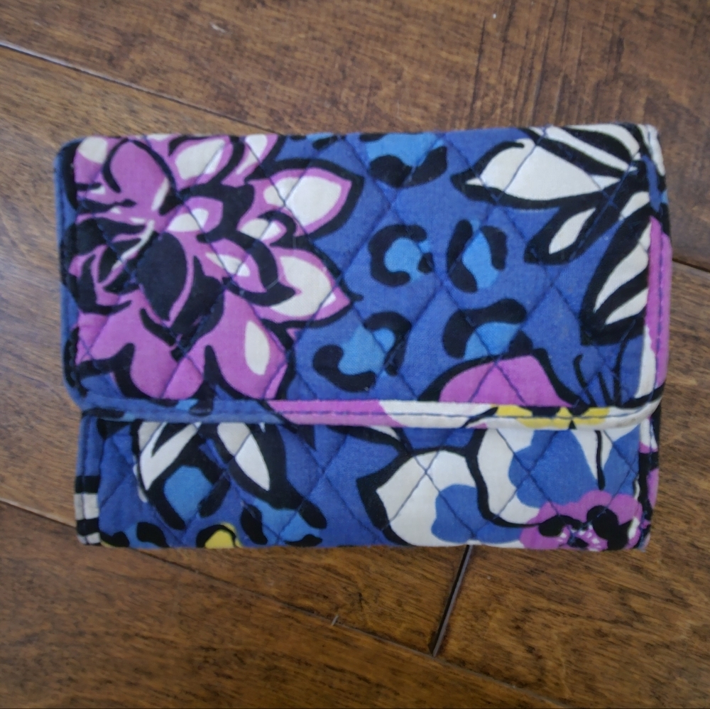 🎁🎁3/$20🎁🎁Vera Bradley Multicolor Quilted Cluth
